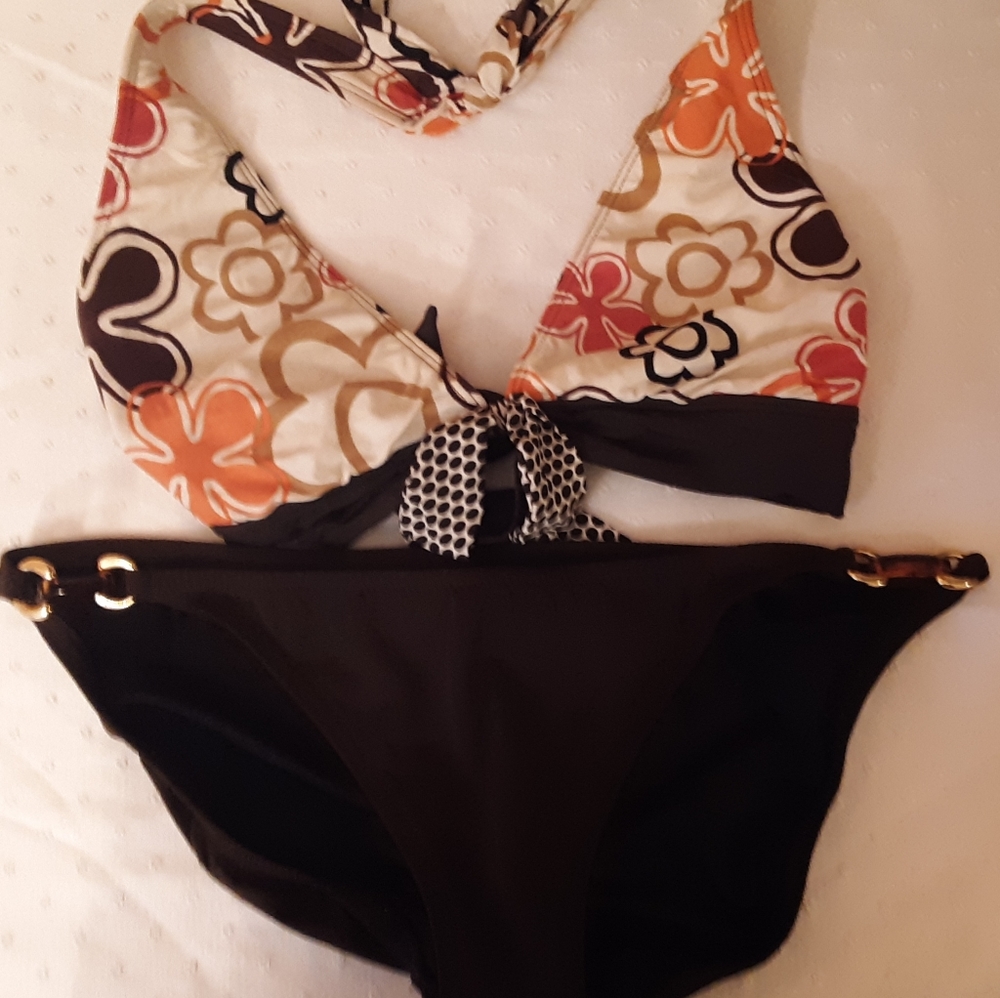 2 piece swimsuit
